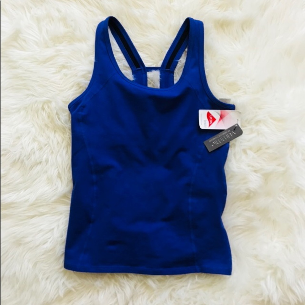 •NEW• SPORTS TOP